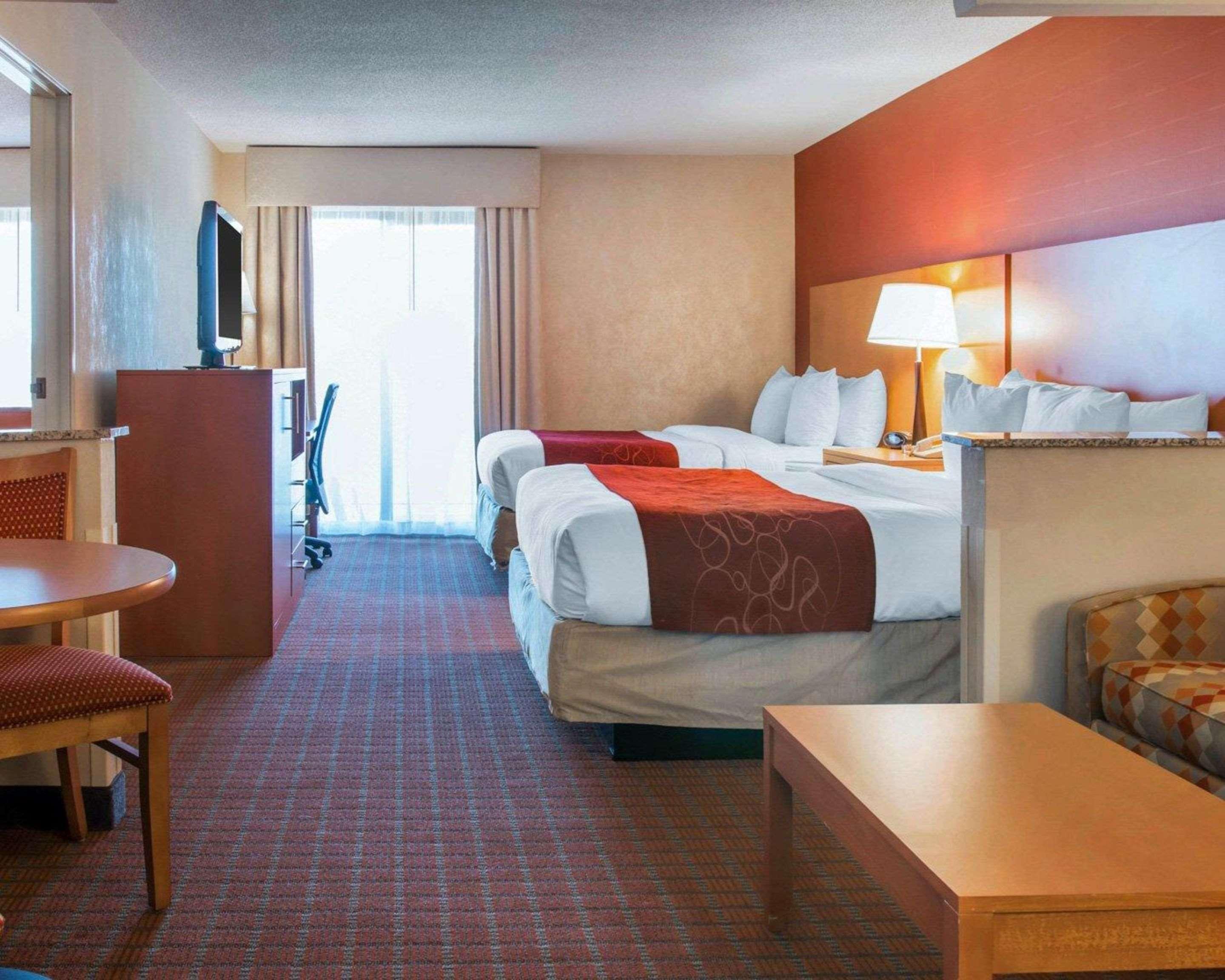 Comfort Suites Auburn Hills-Detroit Exterior foto