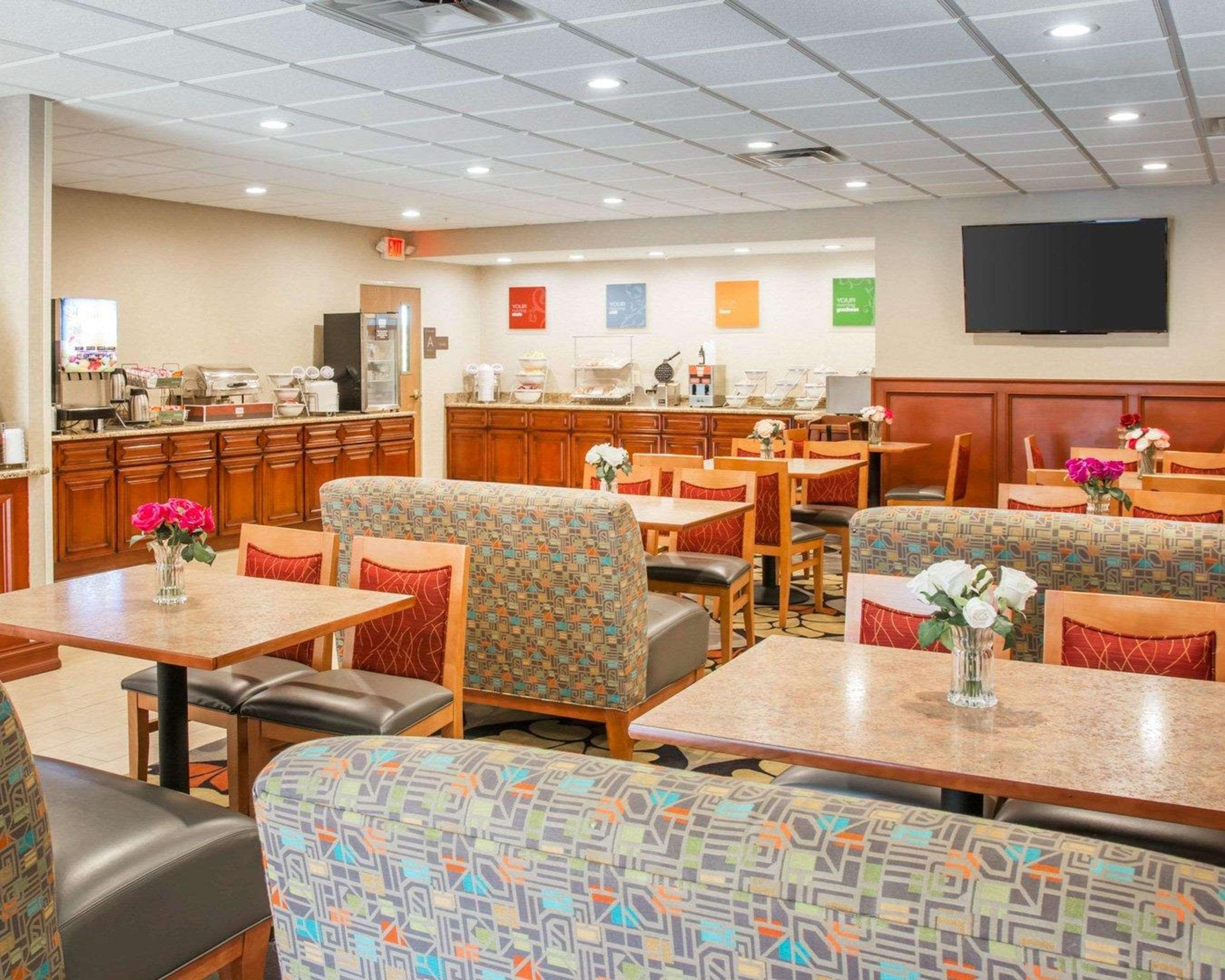 Comfort Suites Auburn Hills-Detroit Exterior foto